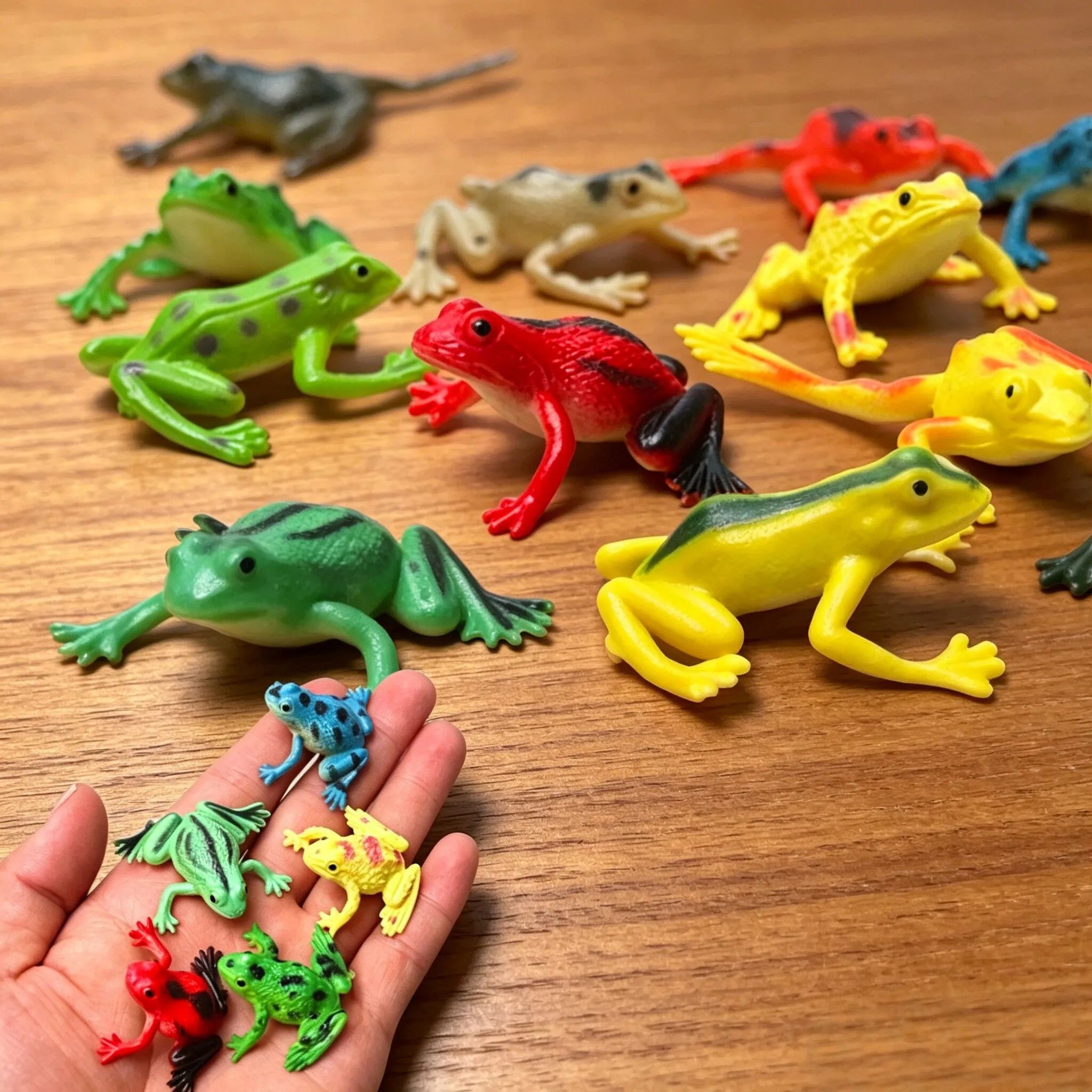 Science And Hobby - 12 szt. Realistyczne figurki żab, zabawki