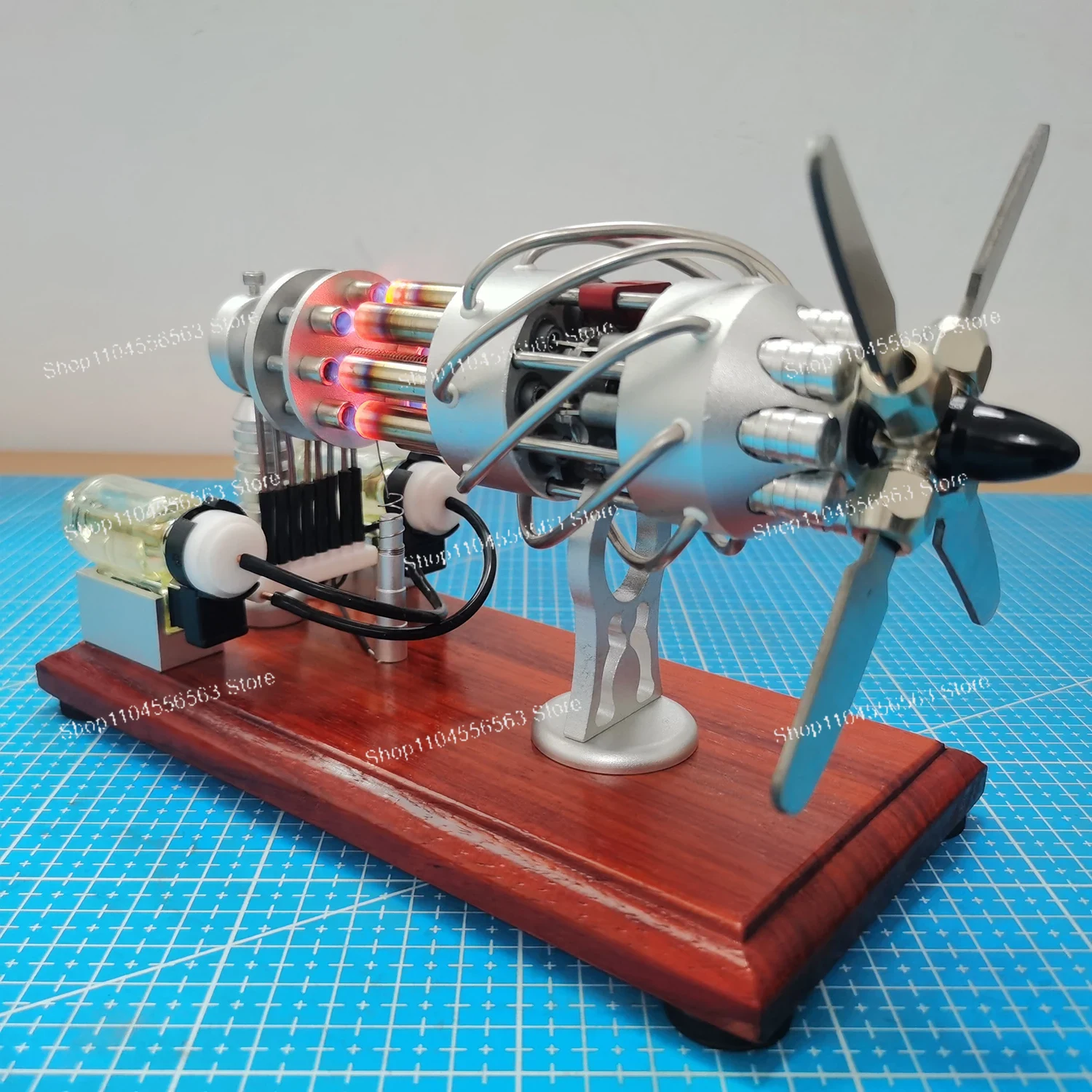 Science Toys - Model silnika Stirlinga na gorące powietrze
